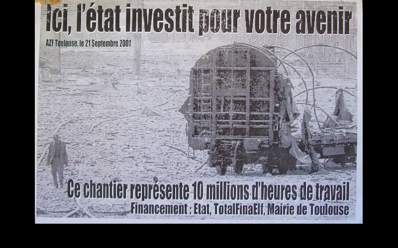 affiche AZF l'état investit, Infosuds, Toulouse, 2001